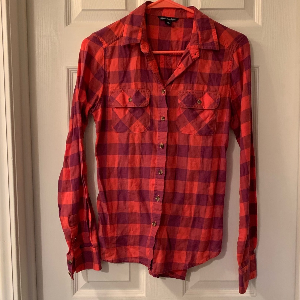 Cute plaid American Eagle shirt